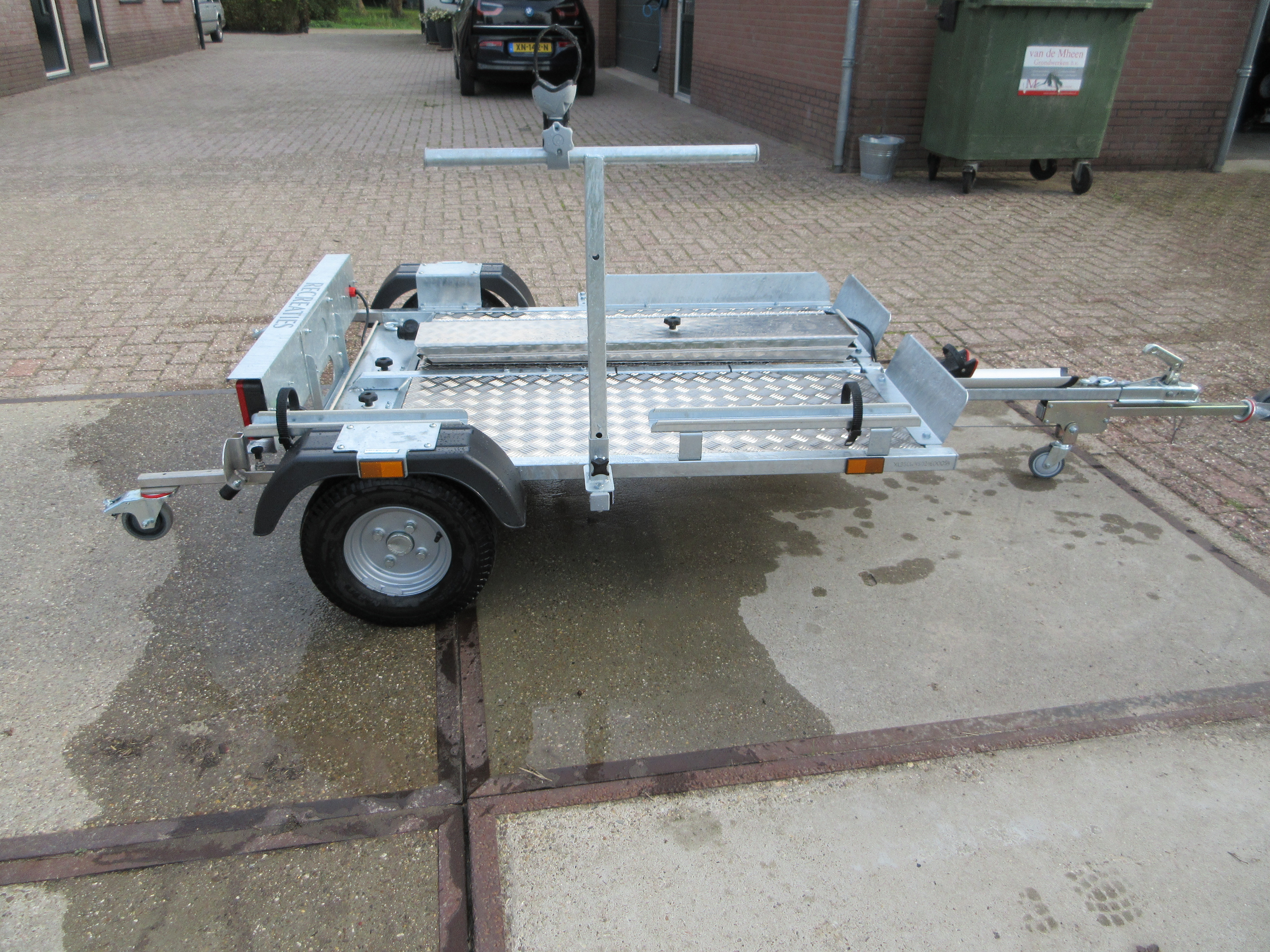 2. Scootwagen voor driewielfiets / fiets